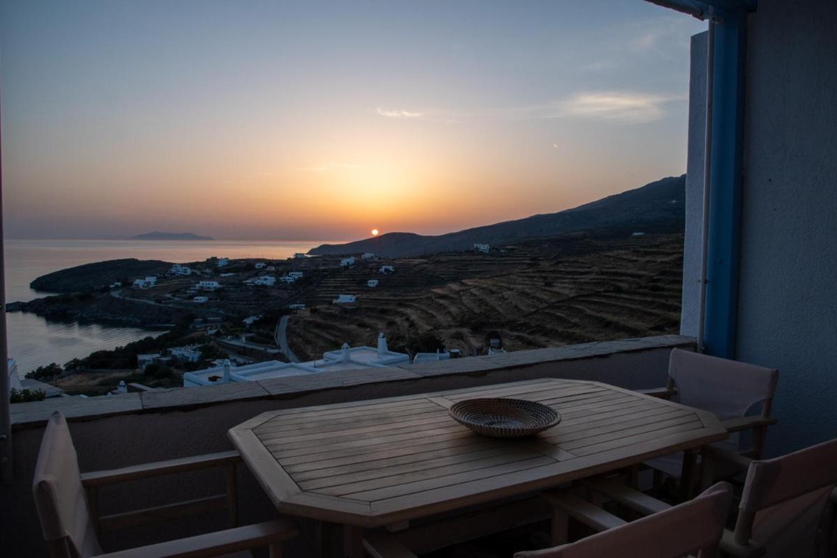 Iliopetra Residence Agios Romanos ภายนอก รูปภาพ