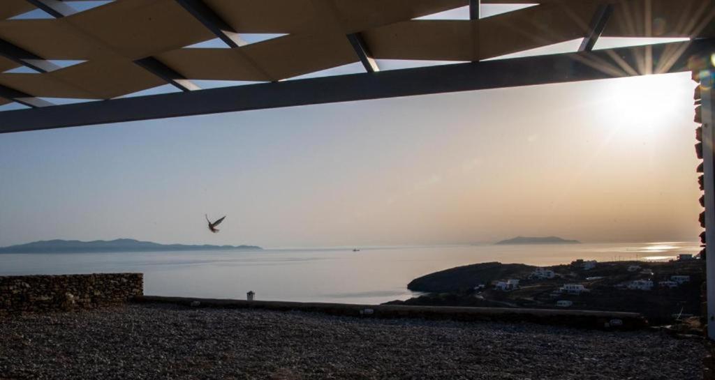 Iliopetra Residence Agios Romanos ภายนอก รูปภาพ