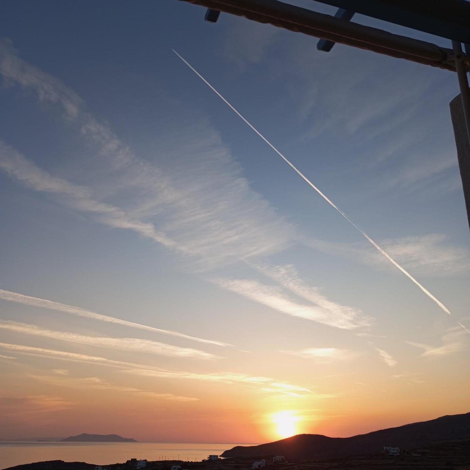 Iliopetra Residence Agios Romanos ภายนอก รูปภาพ