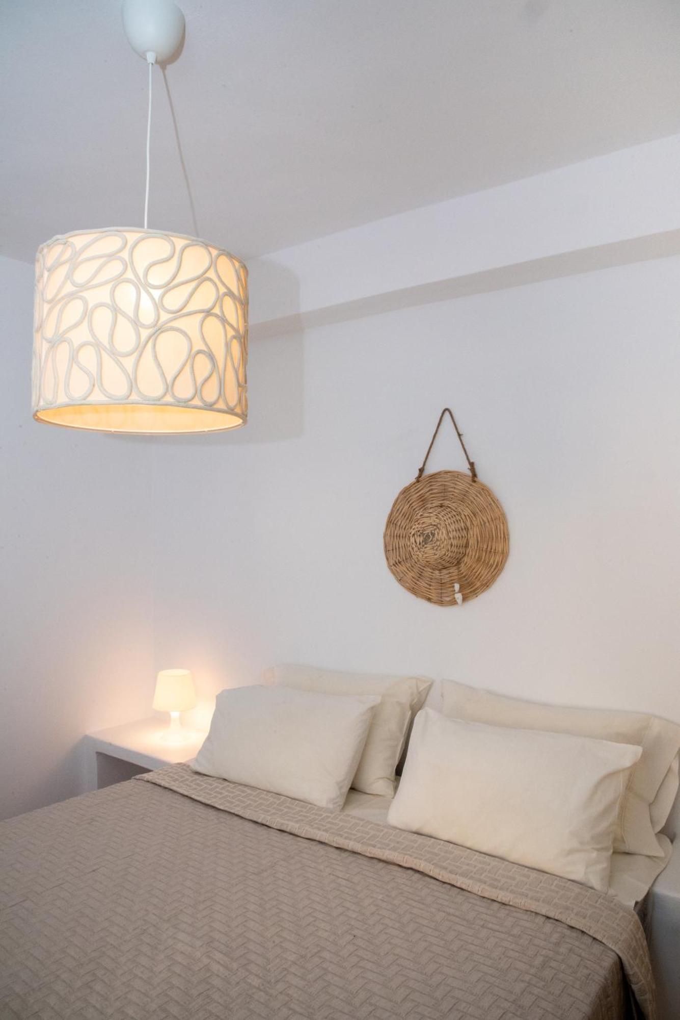 Iliopetra Residence Agios Romanos ภายนอก รูปภาพ